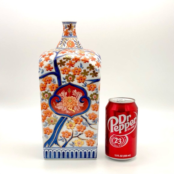 Japanese Square Porcelain Vase 11” Imari Tokkuri Vintage Sake Bottle Marked - Picture 12 of 12